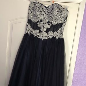 Beautiful dress!